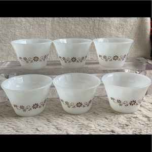 VGT Purex Dynaware Milk Glass custard cups Brown Daisies design set of 6.